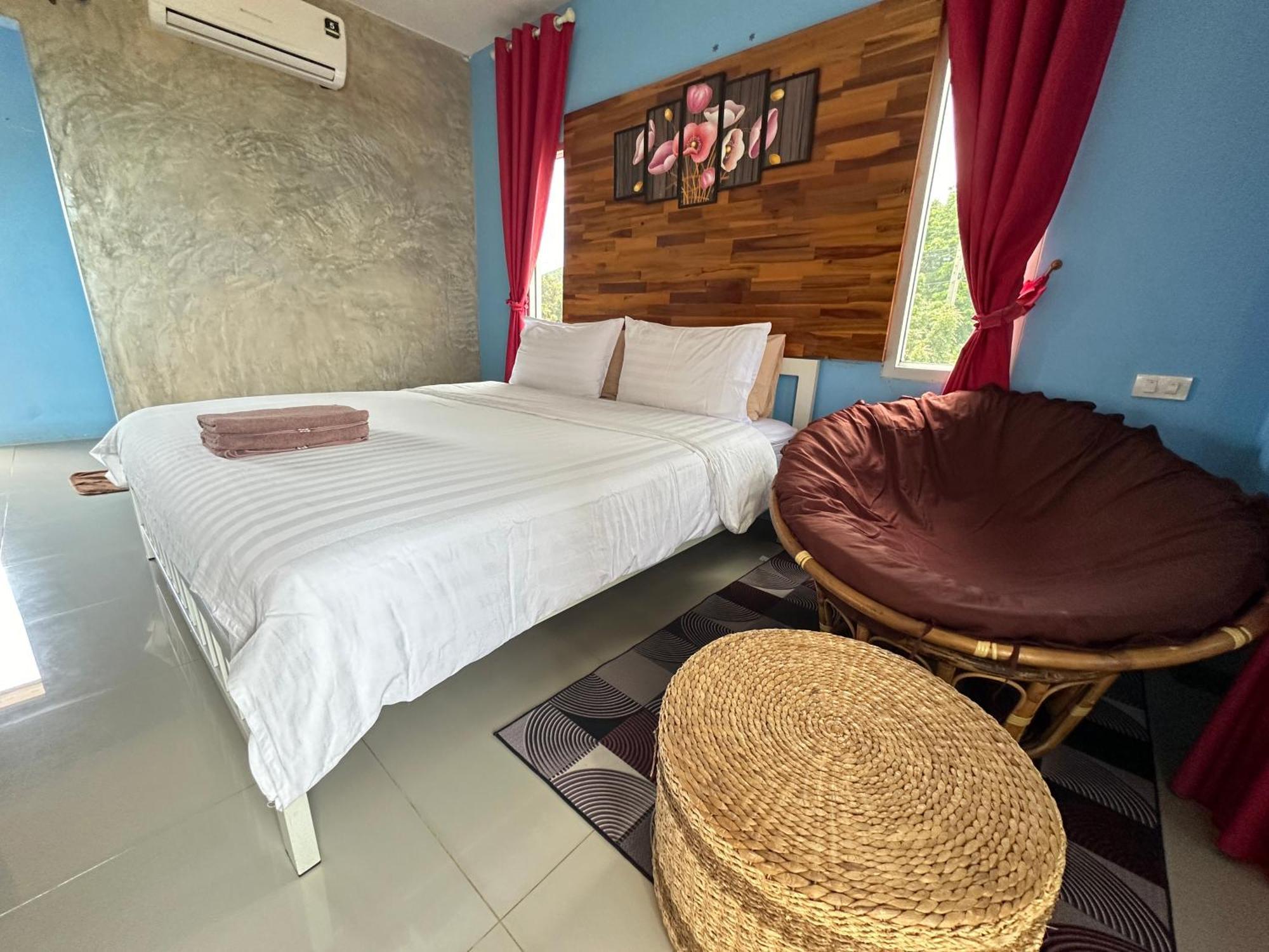 Jingle Bells Resort Koh Larn Exterior foto