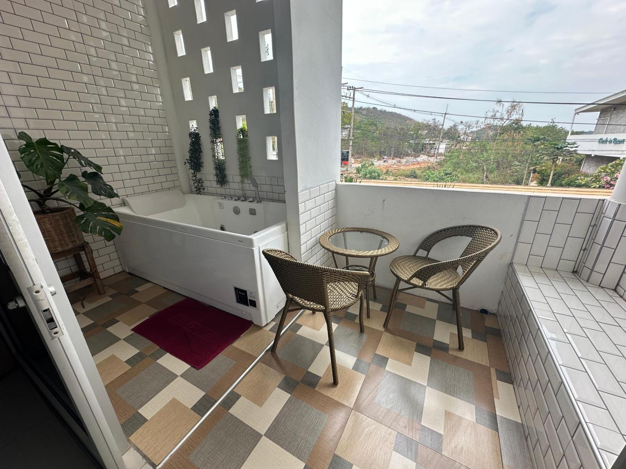 Jingle Bells Resort Koh Larn Exterior foto
